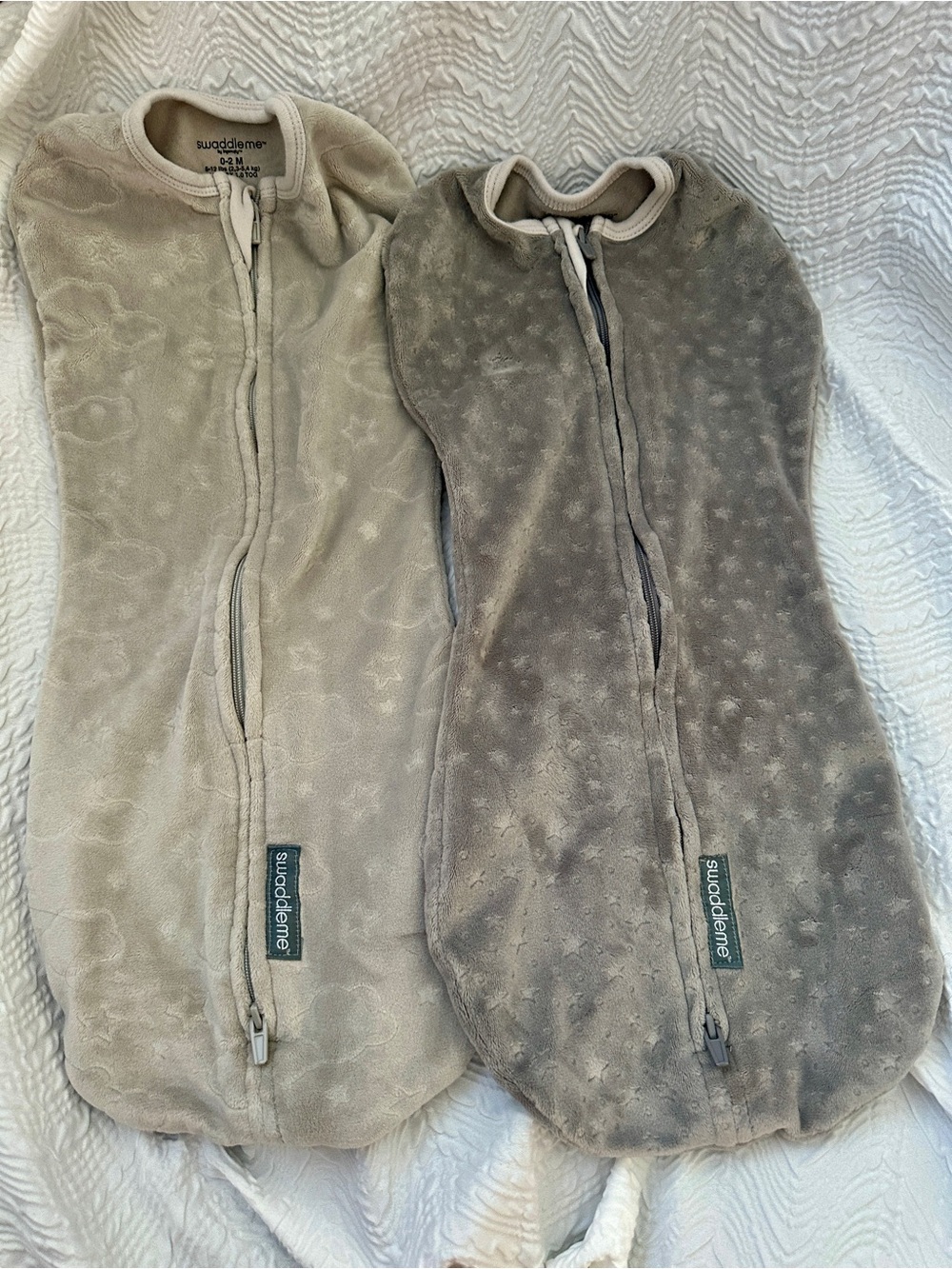 Like new SwaddleMe Neutral Beige and Gray Plush Zip-Up Sleep Sacks